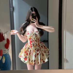 CHANGTONG | Fashionable Unique Retro Two-piece Set Top and Skirt