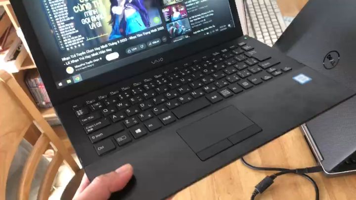 LAPTOP SONY VAIO VJPB11 CORE I3 6100U RAM 4G SSD 128G 13INCH  FHD SIÊU NHẸ ĐÈN PHÍM