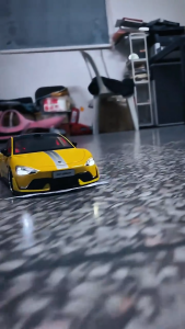 ( Điều tốc v1)  "Siêu Xe Thể Thao Điều Khiển Từ Xa 4WD – Ô Tô RC Drift Tốc Độ Cao Vỏ Nhựa ABS Đèn LED"