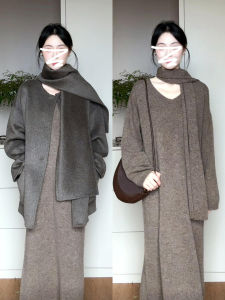 LIRUSHAN | Fall Winter Minimalist French Style Knit Dress