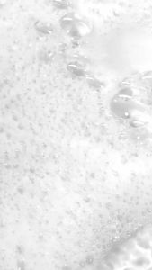 Glowsophy Gentle Cleanser Berry BHA & Watermelon: Solusi Pembersih Kulit Sensitif