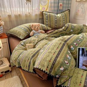 susan | Seashell Embroidery Puff Cotton Bedding Set