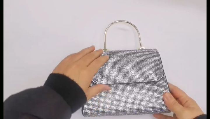 Túi Xách Nữ Dự Tiệc Sang Trọng Phối Mộc Tinh Tế Cho Những Dịp Đặc Biệt