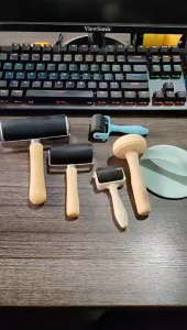 1pcs Karet Penutup Roller Roller Wooden Handle Roll Grafis Untuk Printmaking Roler Karet Roller Karet Rubber