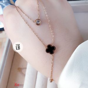 RinaXp- Kalung Clover 2Layer Titanium Motif Bunga Hitam Import Anti Karat