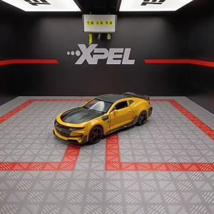 เล่นเล่นรถเหล็ก โมเดลเสียง สะสมสำหรับ CHEVROLET CAMERO 1/32 กับไฟ