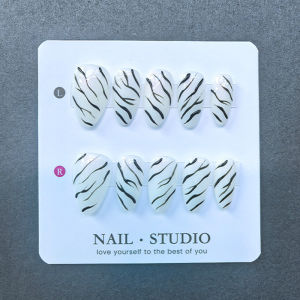 10pcs Almond Press on Nails Handmade Black White Classic Animal Print Acrylic False Nails Glossy Gel Manicure Set