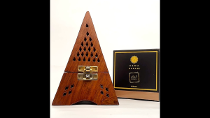 Bakhoor Kayan Ezma Harami 10pcs Arabian oud Incense Natural Oudh bukhoor madinah Kayu Gahar