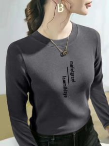 เสื้อยืดคอกลมแขนยาวผู้หญิง ทรงสลิมฟิต อบอุ่น นุ่ม สวมใส่สบาย แฟชั่นฤดูใบไม้ร่วง/ฤดูหนาว เสื้อผ้าทำงานสไตล์เกาหลี