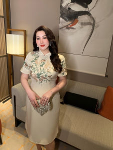 GLEC | Plus Size Traditional Chinese Style Embroidered Champagne Color Cheongsam Dress