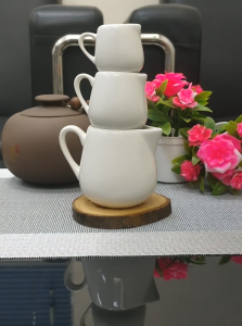 MINI WHITE CERAMIC CREAMER JUG CREAMER PITCHER FOR COFFEE MILK COFFEE GRAVY & SYRUP SERVING PIITCHER