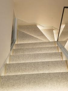 High-End Villa Woolen Staircase Mat Self-Adhesive Step Carpet Indoor Anti-Slip Silent Floor Pad Modern Simple Style Machine Knitted