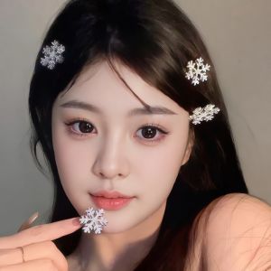 Cute Plush Snowflake Hair Clip Womens Side Bangs Clamp Luxury Hair Card Autumn Winter High-End Feeling Hair Accessories