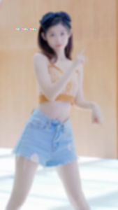 เสื้อสายเดี่ยว เสื้อถัก ไหมพรม แฟชั่น กระดุมหัวใจ สไตล์เกาหลี หวาน น่ารัก XXNKXDD