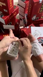 (Combo 5 Tặng 2 ) Combo 5 Hộp miếng dán ngãi cứu thải độc chân Ông Lão Bắc Kinh giúp ngủ ngon.....