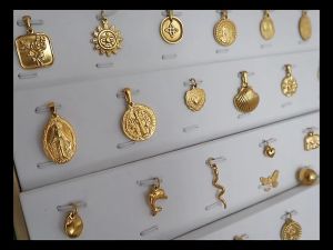 GOLD Plated Cross PENDANT for Necklace Elegant Perfect Collection Daily Fashion Accessories for Women