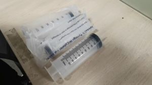 ส่งด่วนจากไทย กระบอกฉีดยา กระบอกสูญญากาศ ไซริ้งค์ พลาสติก ขนาดใหญ่ 550ml 500ml