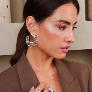 Luxurious Lava Geometric Hollow out Earrings Elegant Fashion Jewelry Alloy Silver Gold Plated Womens Ear Cuffs Non-Regulated