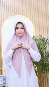 JILBAB INSTAN SEGITIGA PET JERSEY JAGUAR / JILBAB INSTAN SOFIA by ILLAH HIJAB / JILBAB INSTAN DEWASA KEKINIAN DAN TERBARU