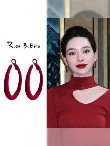 ต่างหูรูปวงกลมสีแดงสไตล์ฝรั่งเศสย้อนยุค หรูหรา เครื่องประดับแฟชั่นฤดูใบไม้ร่วง/ฤดูหนาว ต่างหูแบบท่อสำหรับผู้หญิง