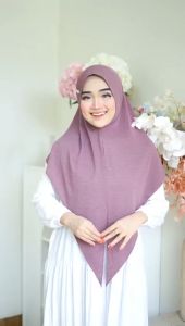 Jilbab Instan SegiTiga Oval Naura Bahan Jersey Victoria By Daura Gama