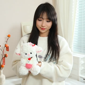 พร้อมส่ง🔥ตุ๊กตาแกะ ตุ๊กตาแกะน้อยน่ารัก 25cmของเล่นแกะตัวน้อย ตุ๊กตาหรูหรา เหมาะกับของขวัญวันเกิด ของเล่นสําหรับเด็ก