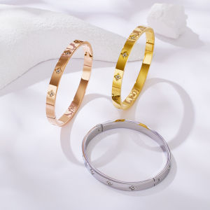 สร้อยข้อมือไทเทเนียมสแตนเลสรูปกากบาทขนาด 6 มม. เรียบง่ายและทันสมัยแบบเปิดได้