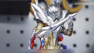 New 17CM SHF Ultraman Blazar Figure Ultraman Zero 17 Joints Movable Toy With More Accessories Ultraman Zero Trigger Geed Multi-Joint Movable Toy Model Toys Sirotliga Children Boys Figure Doll Gift