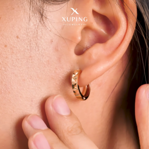 Xuping Anting Klip Minimalis Lapis Emas Polos Motif Cutting 0161250423