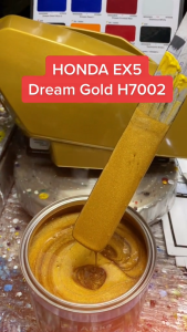AIKKA H7002 Dream Gold | Motor Series | Honda EX5 2K Paint Aerosol Spray Cat Bancuh Motor DIY