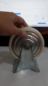 Roda Nilon Mati 5in untuk etalase raklemari