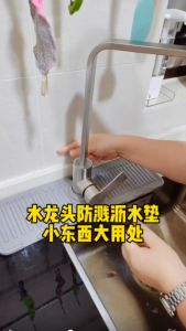 Silicone Faucet Mat Kitchen Sink Tray Soap Dispenser Sponge Drain Pad Sink SplashDrying Mat Countertop Storage Tray SoapTray