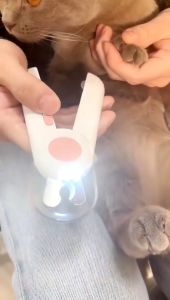 Pet Nail Clipper with LED Light Nail Cutter Anti-spatter Painless Stainless Steel Grooming Dog Claw Care Tools