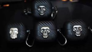 Hộp Đựng Tai Nghe Bằng Kim Loại Thug Skull Series Dành Cho Galaxy Buds3Pro/Buds3 Có Chốt Và Móc Xoay Từ Tính - Vỏ Bảo Vệ