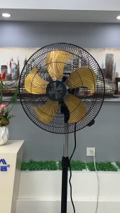 Five Blades Standing Adjustable Fan18/20inch Light Sound One-Touch Oscillating Head With Five Wind Speed Standing Fan Multi-scenario Fan