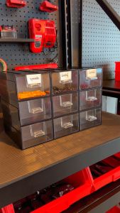 กล่องลิ้นชักใส่สกรู 9 ชิ้น กล่องแบ่งช่อง ดีไซน์โมดูลแยกชิ้น พร้อมส่ง ผลิตไทย