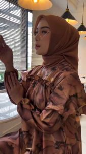 .. promo Gamis Terbaru kekinian Bahan Armani Silk Premium Baju Muslim Wanita Simple dan Elegan Azura