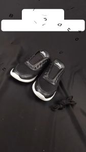 Sepatu Sneakers Keren untuk Pria: Tips & Trik