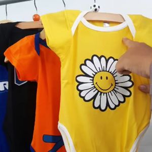 Baju Bayi Jumper Romper Jumsuit Baby Newborn 0 12 Bulan Karakter Kartun Anime Lucu AOT Avengers Goku Toy Story Daisy Hadiah Hampers Kado Lahiran