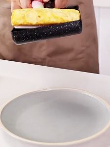 Spatula Tamagoyaki Silikon Anti Panas / Sutil Alat Masak Tumis Goreng Sayur Omelette Daging Telur Serbaguna