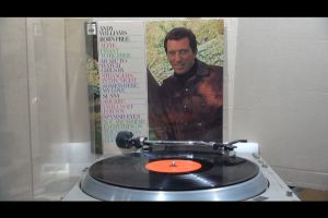 1 แผ่นเสียง 12นิ้ว h63 ANDY WILLIAMS -BORN FREE แผ่นVG++ริ้วรอยบาง เสียงรบกวนนิดหน่อย ไม่มีรอยลึก ปกVG++มีตำหนิขอบนิดหน่อย ขอบขาด สันไม่ทะลุ แผ่นได้รับการทำความสะอาดแล้ว