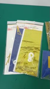 Bộ Trang Trí Tiệc Sinh Nhật Màu Xanh Hải Quân Vàng Trắng Dành Cho Nam - Bao Gồm Banner Bóng Bay Dây Trang Trí Tua Rua Quả Cầu Lông