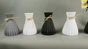 Flower Vase European Wave Small Mouth Vases Desktop Ornament Plastic Vase Wedding Home Decor Floral Arrangement Vases Home Creative Vase Living Room Decoration Dining Table Ornaments Plastic Vase