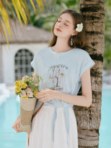 XIANGYING | Youthful Light Fresh Letter Print T-shirt