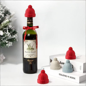 Cute Knit Hat Silicone Wine Stopper Reusable Airtight Wine Bottle Cap Decorative Beverage Sealer for Wine Champagne Beer Bottles