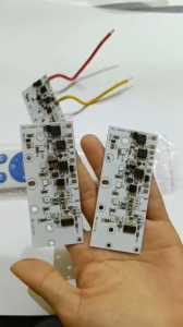 Mạch Điều Khiển 3.2V Dành Cho Đèn Năng Lượng Mặt Trời Công Suất Cao