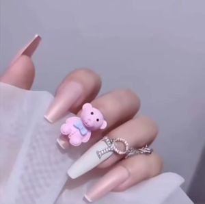 พร๊อพข้อมือสําหรับใช้โชว์ถ่ายรูป อุปกรณ์ตกแต่งในการถ่ายรูปให้สวยงาม ดูดีมากจ้า