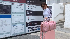 Tas Duffel Travel Multifungsi 2 in 1 Bahan Waterproof Tas Olahraga Wanita untuk Gym Fitness dan Aerobik Desain Jumbo Kompartemen Terpisah dengan Ruang Khusus Sepatu dan Organizer Pakaian Praktis dan Fungsional