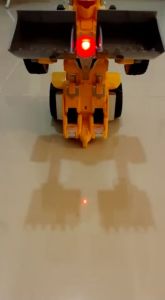 2 in 1 RC Mobil Buldozer Transformasi Robot Anak Laki-laki Mainan Luar Ruangan Remote Control Olahraga Deformasi Mobil Robot Model Mainan Transformer Buldozer Remot Kontrol SNI
