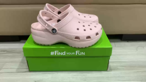Giày sục crocs chuẩn xịn chống hôi chân nhựa tế bào êm mềm siêu bền đi mưa lội nước đi biển Crocs band classic đế cao 5cm màu hồng phấn
